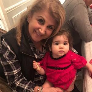 Meet your Posher, Antonia